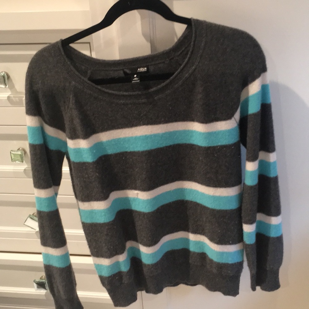 Cashmere sweater